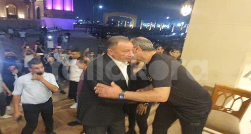 محمود الخطيب يقدم واجب العزاء لأسرة أحمد رفعت